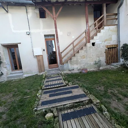 بيت للعطل Val De Loire Le Puits *