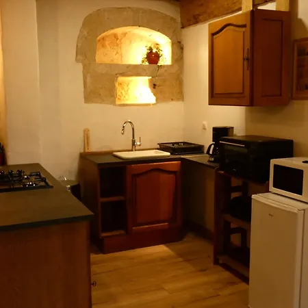 Val De Loire Le Puits بيت للعطل