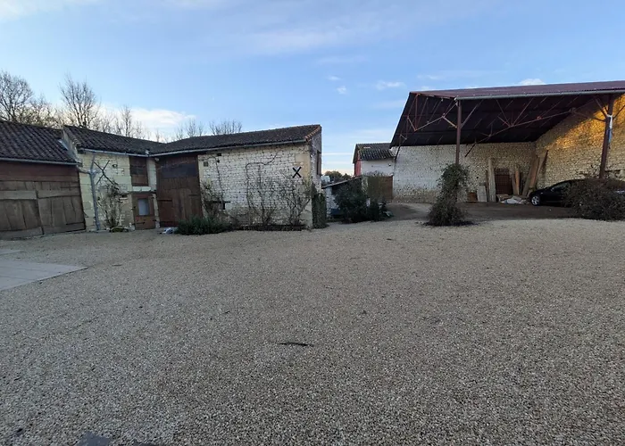 Holiday home Val De Loire Le Puits Loudun